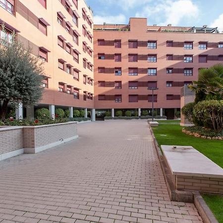 Relajate Despues De Patear Madrid Apartment Luaran gambar