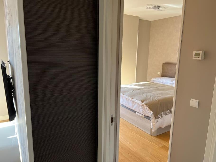 Relajate Despues De Patear Madrid Apartment Luaran gambar